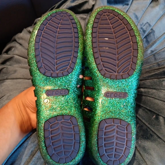 Crocs Adrina II Girl's Green Glitter Flat Shoes Jelly Ballet Size 3 - Picture 2 of 4